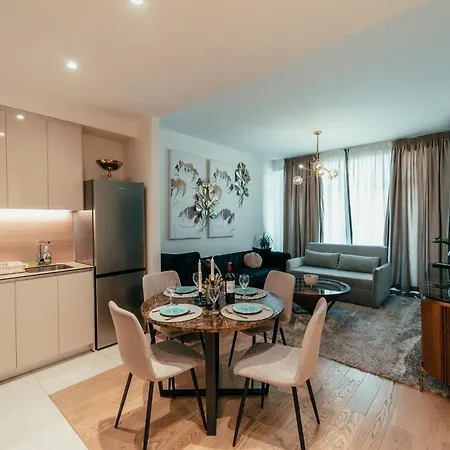 Waterfront Mirage شقة *