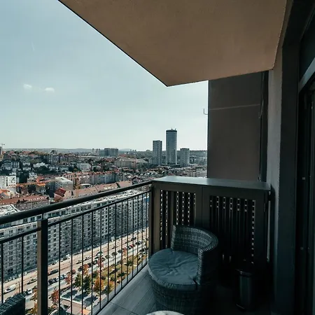 Waterfront Mirage Apartment *