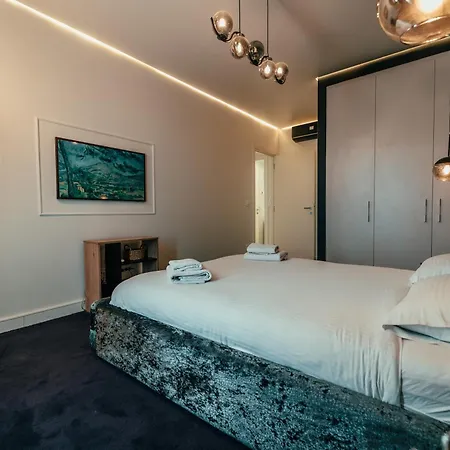 Waterfront Mirage Apartment Belgrade