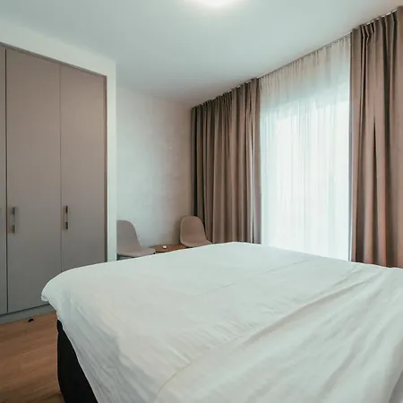 Waterfront Mirage * Belgrad