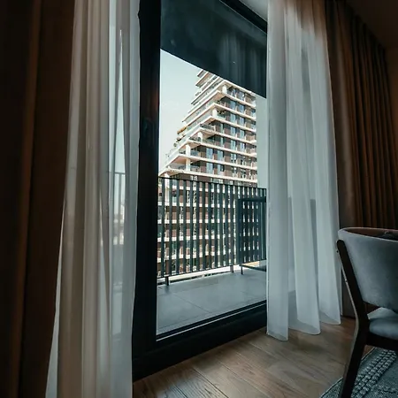 Waterfront Mirage Apartament