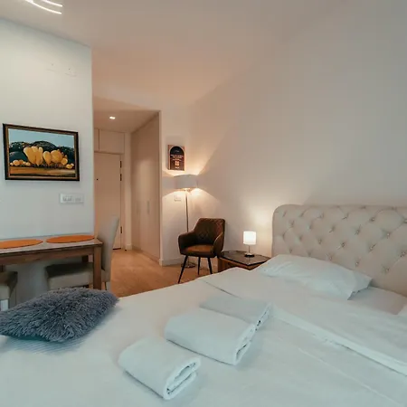 Waterfront Mirage * Belgrad